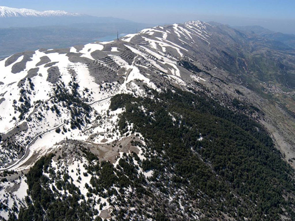 A multi-sectorial partnership was launched to help Lebanon’s Shouf Biosphere Reserve (SBR) to bolster the area’s groundwater reservoirs during the October-May rainy season. This is achieved using various walls and terraces to channel rainwater to dedicated reservoirs to reduce the impact of summer droughts.