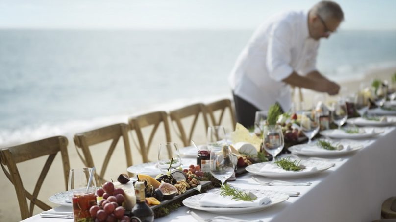 Four Seasons Hotel Kuwait at Burj Alshaya launches off-site catering services