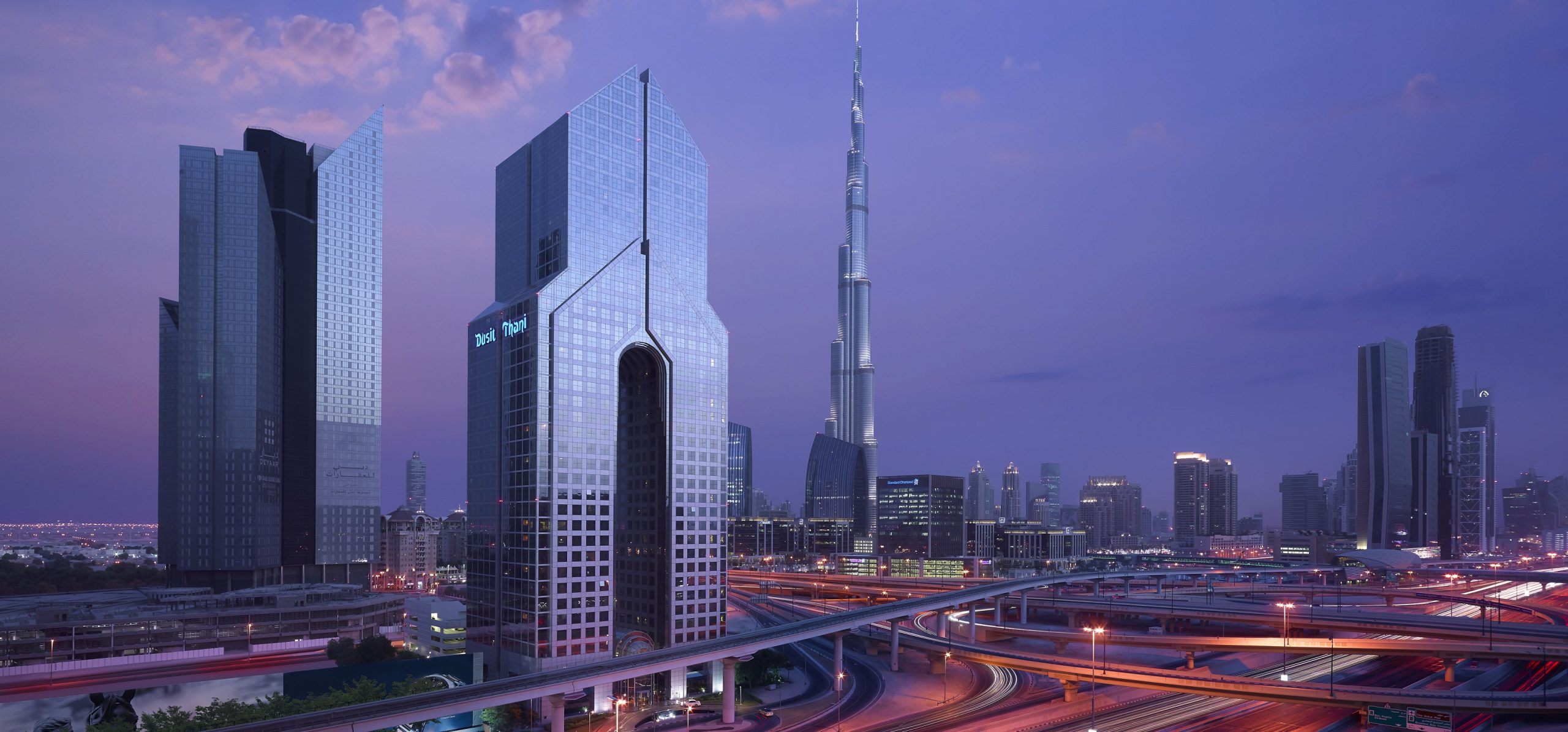 Dusit Thani Dubai exterior