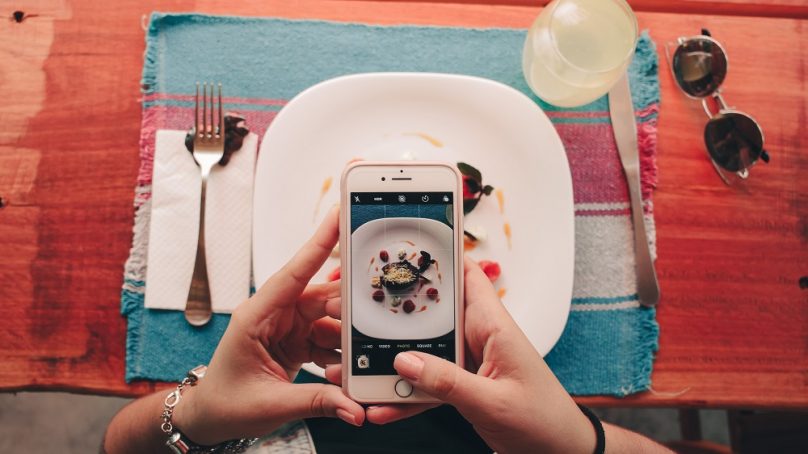 Seven tech trends to anticipate in the F&B industry this year