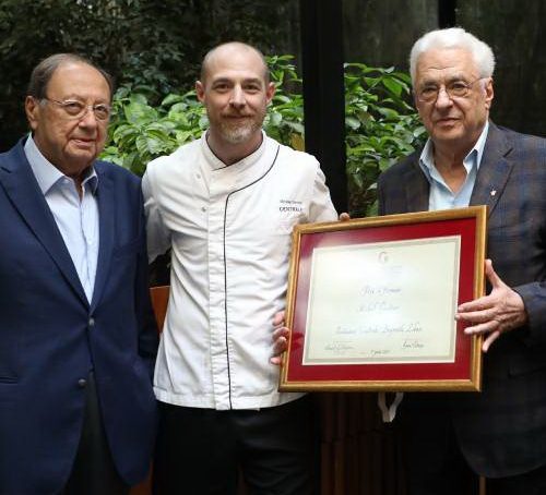 L’Académie Libanaise de la Gastronomie awards Mickael Gantner, executive chef of Central Beirut