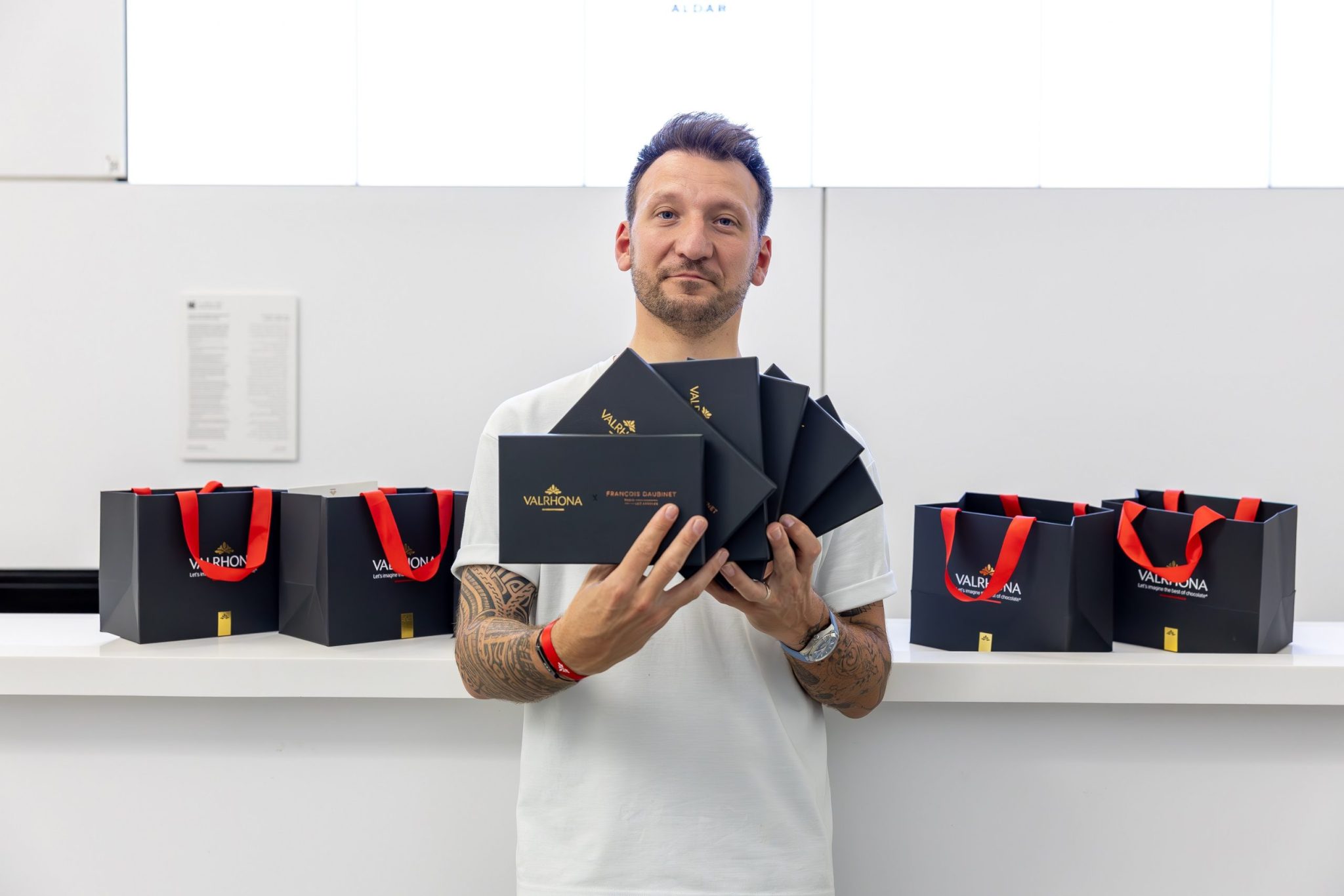VALRHONA 9