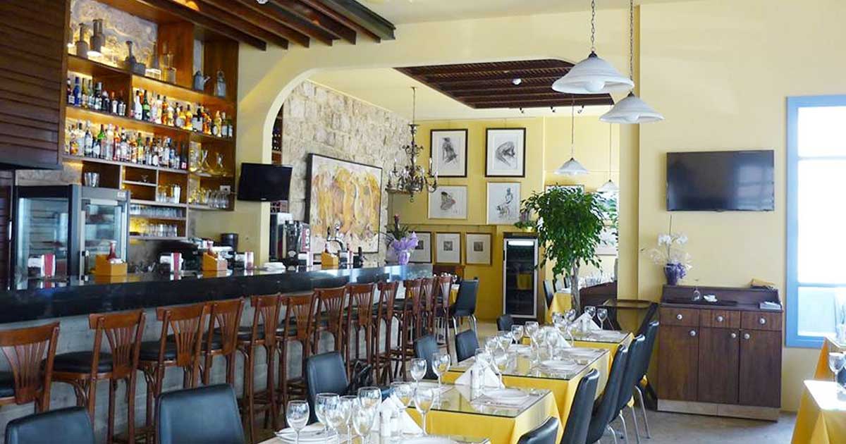 As Boubouffe Brasserie marks its 50th anniversary, it is time to look back at the story behind the name. Let’s learn more about how a neighborhood restaurant became a lasting part of Beirut’s food culture.